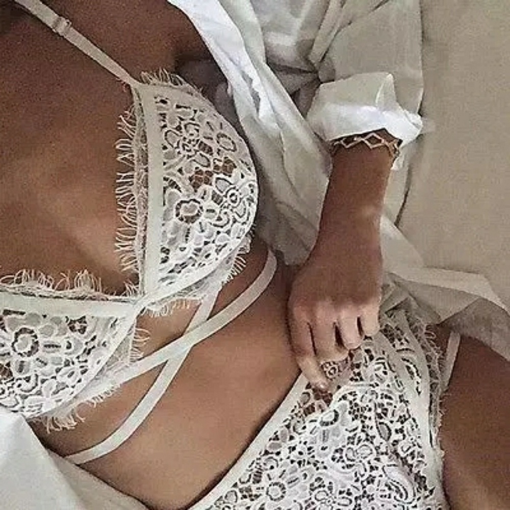 🌼White lace sleepwear🌼 - Picture 3 of 6